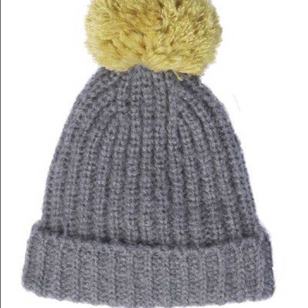 Chelsea button off Pom Pom hat